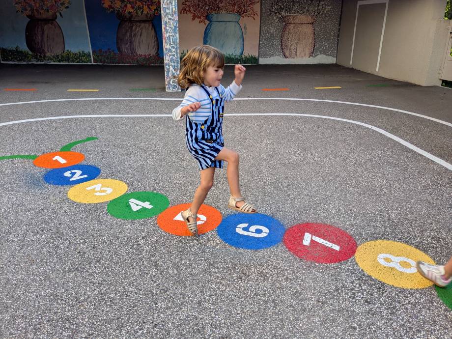Rentrée scolaire à l'école maternelle privée Saint-Joseph - Marie-Anaïs Lien