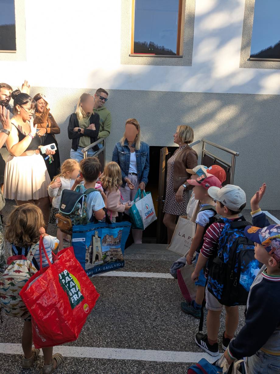 Rentrée scolaire à l'école maternelle privée Saint-Joseph - Marie-Anaïs Lien