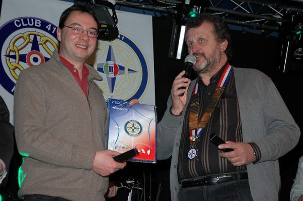 Le maire, Yann Jaccaz, et le Club 41 de Sallanches lors du Trophée neige, les 22 et 23 janvier 2010 - ?