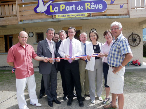 Inauguration du nouveau service Crèche + halte-garderie&quot; le 9 juillet 2010 - Mairie de Praz-sur-Arly
