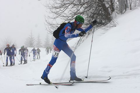 Yannick Buffet est vice-champion du monde (argent) à l'épreuve du Vertical Race en Italie, le 22 février 2011 - FFME