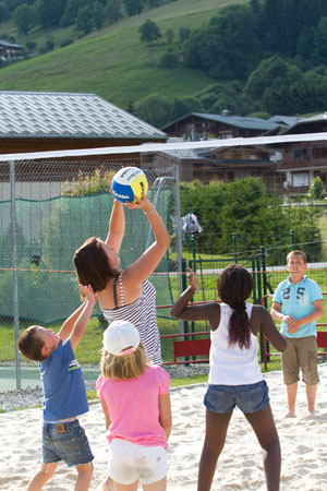 Le beach volley à Praz-sur-Arly