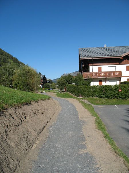 Chemin de la Gelinotte en cours d'aménagement, le 11 septembre 2011