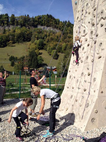 Le bureau du Club des sports a invité les adhérents des différentes sections à un rendez-vous convivial le dimanche 7 octobre 2012.