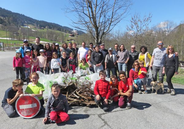 Opération de nettoyage de printemps le 1er mai 2019 - Cécile Cornillon