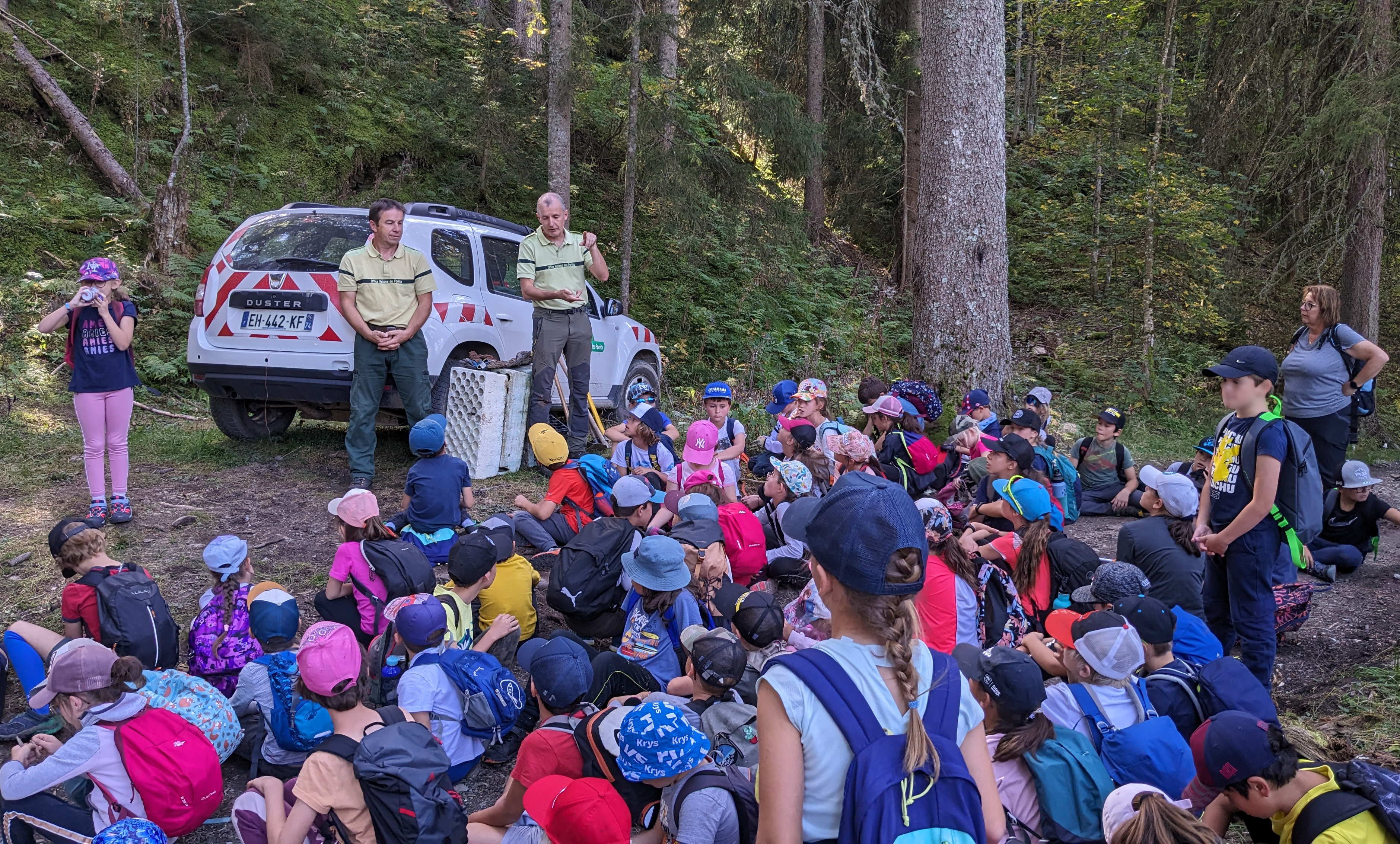 Plantation de l'ONF et des élèves de l'école des Éterlous aux Évettes, le 10 octobre 2023 - Marie-Anaïs Lien