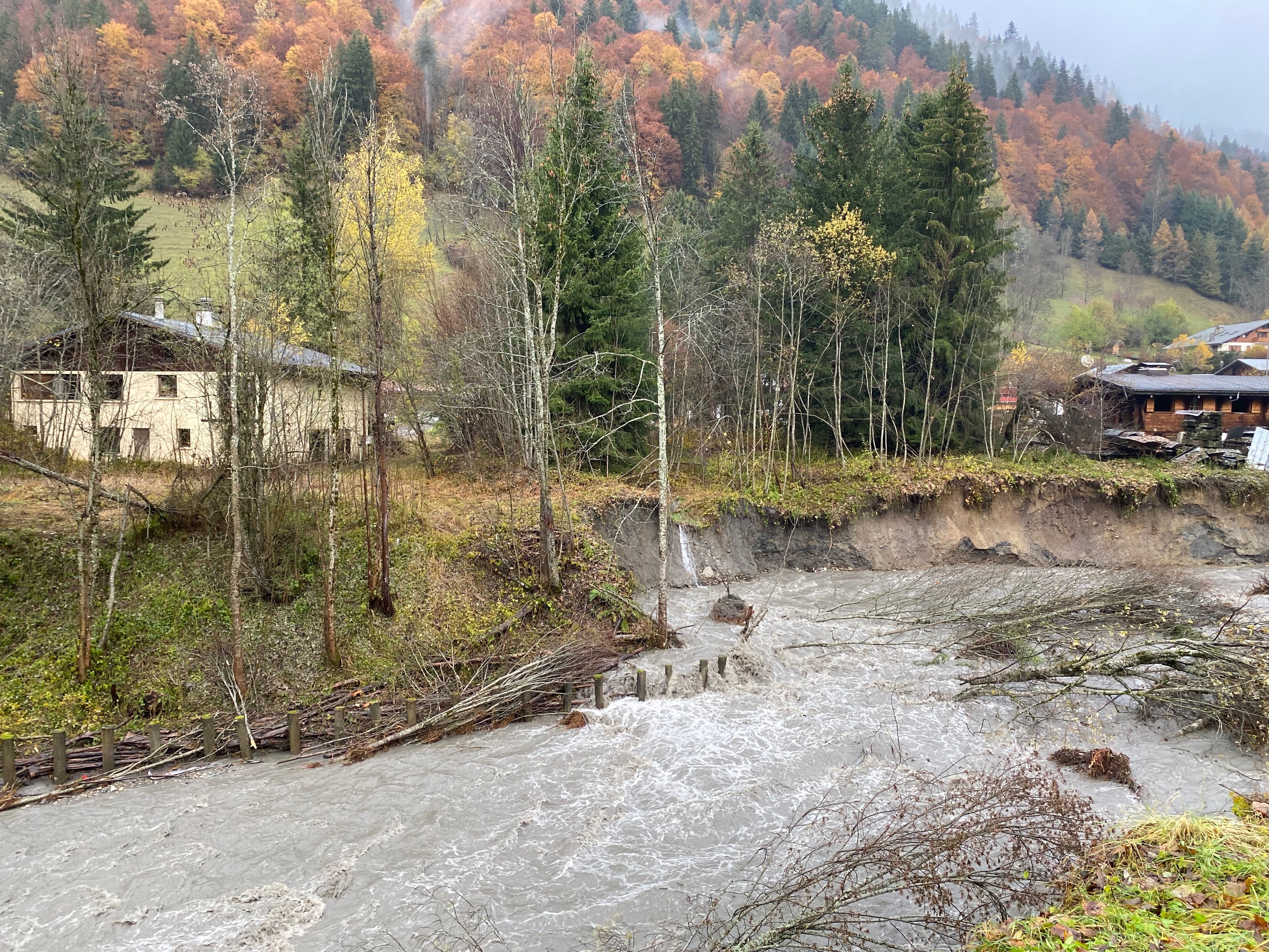 État de l'Arly suite aux pluies torrentielles de mi-novembre 2023 - Yann Jaccaz