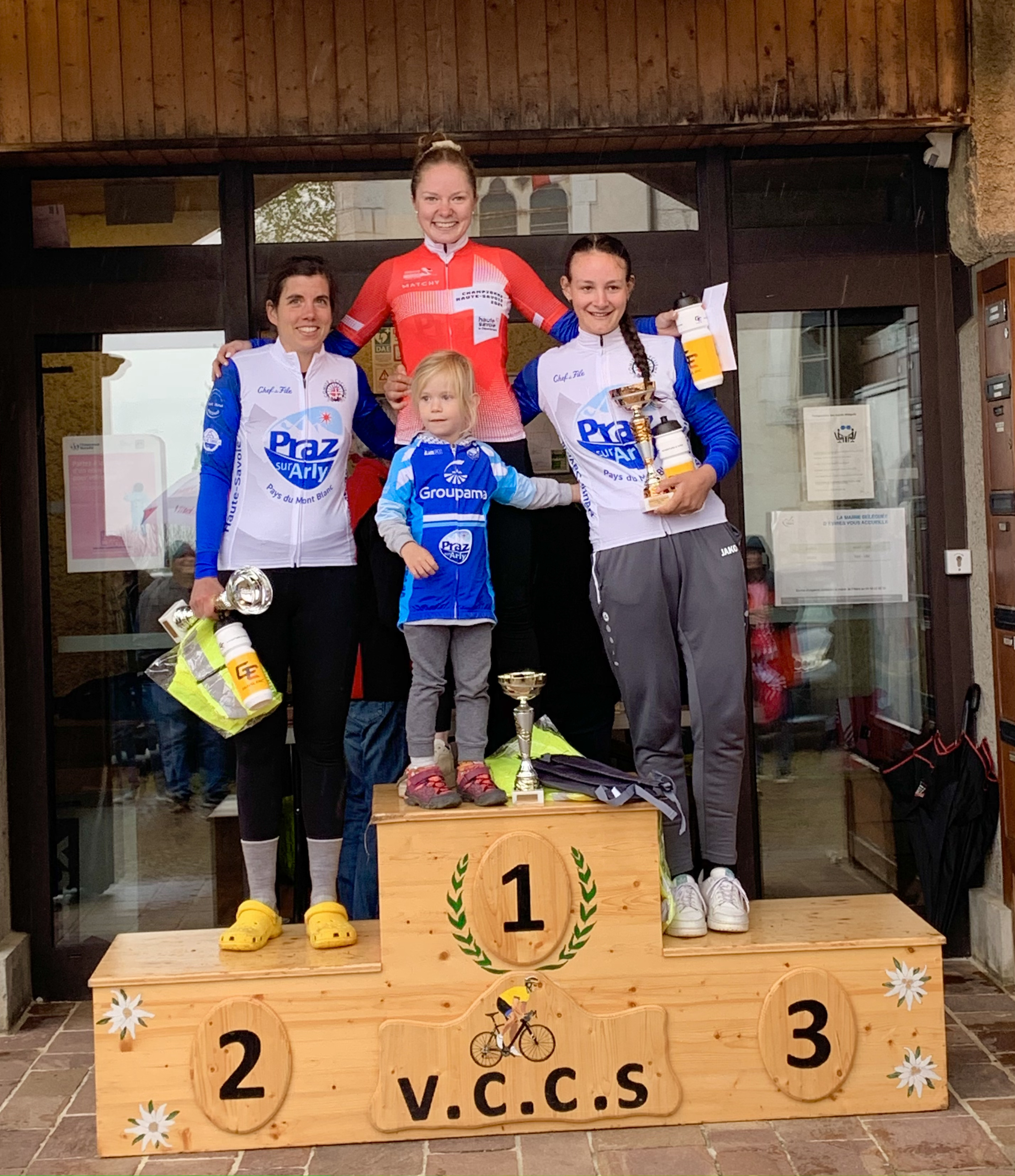  Championnats départementaux de Savoie Haute-Savoie organisés à Évires, le 28 avril : Myriam Lévite (1re), Alice Meignié (2e) et Alexane Duraffourg (3e) © Frédéric Hurlin