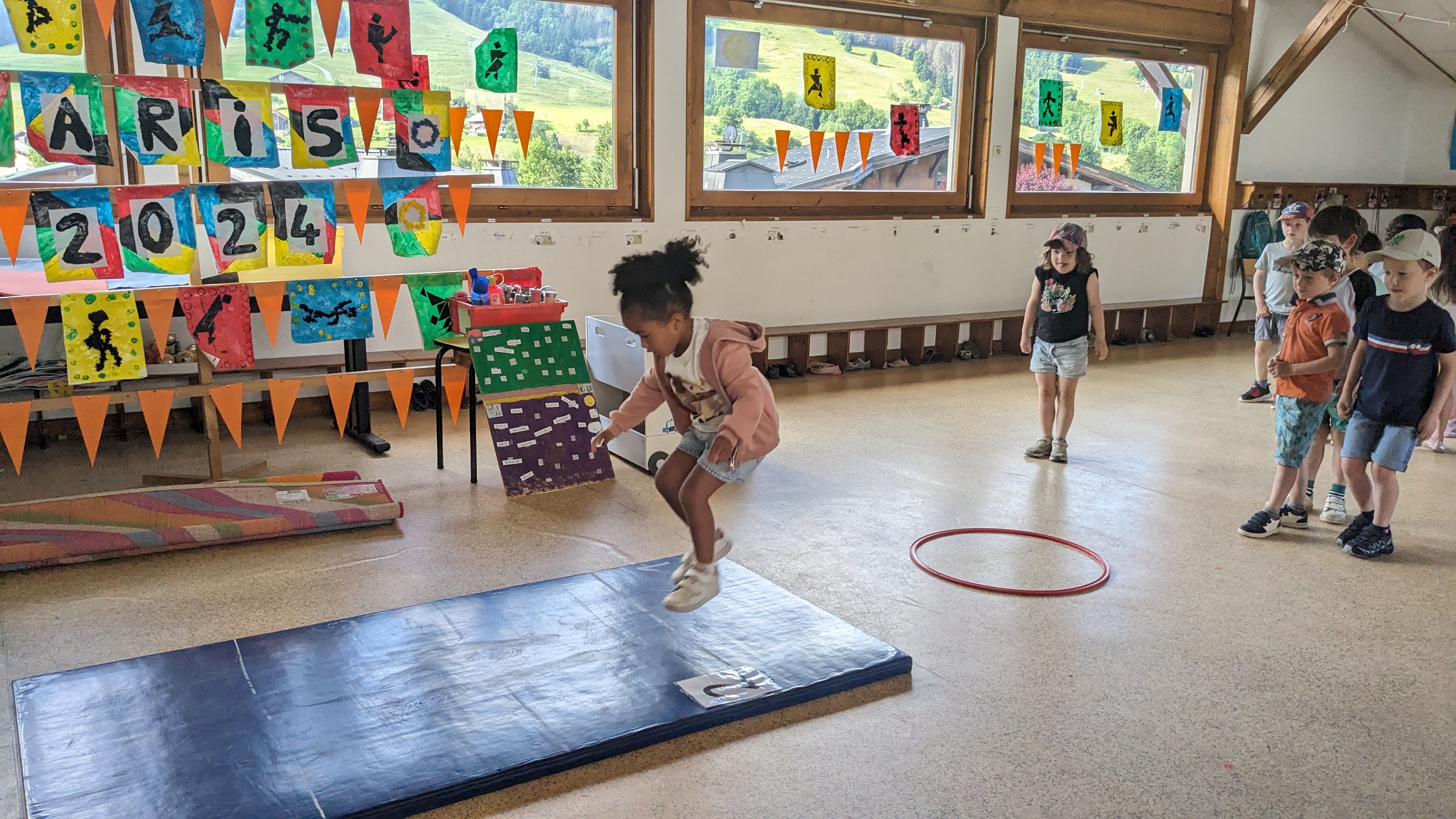 Olympiades de 2024 à l'école maternelle Saint-Joseph de Praz-sur-Arly - Marie-Anaïs Lien