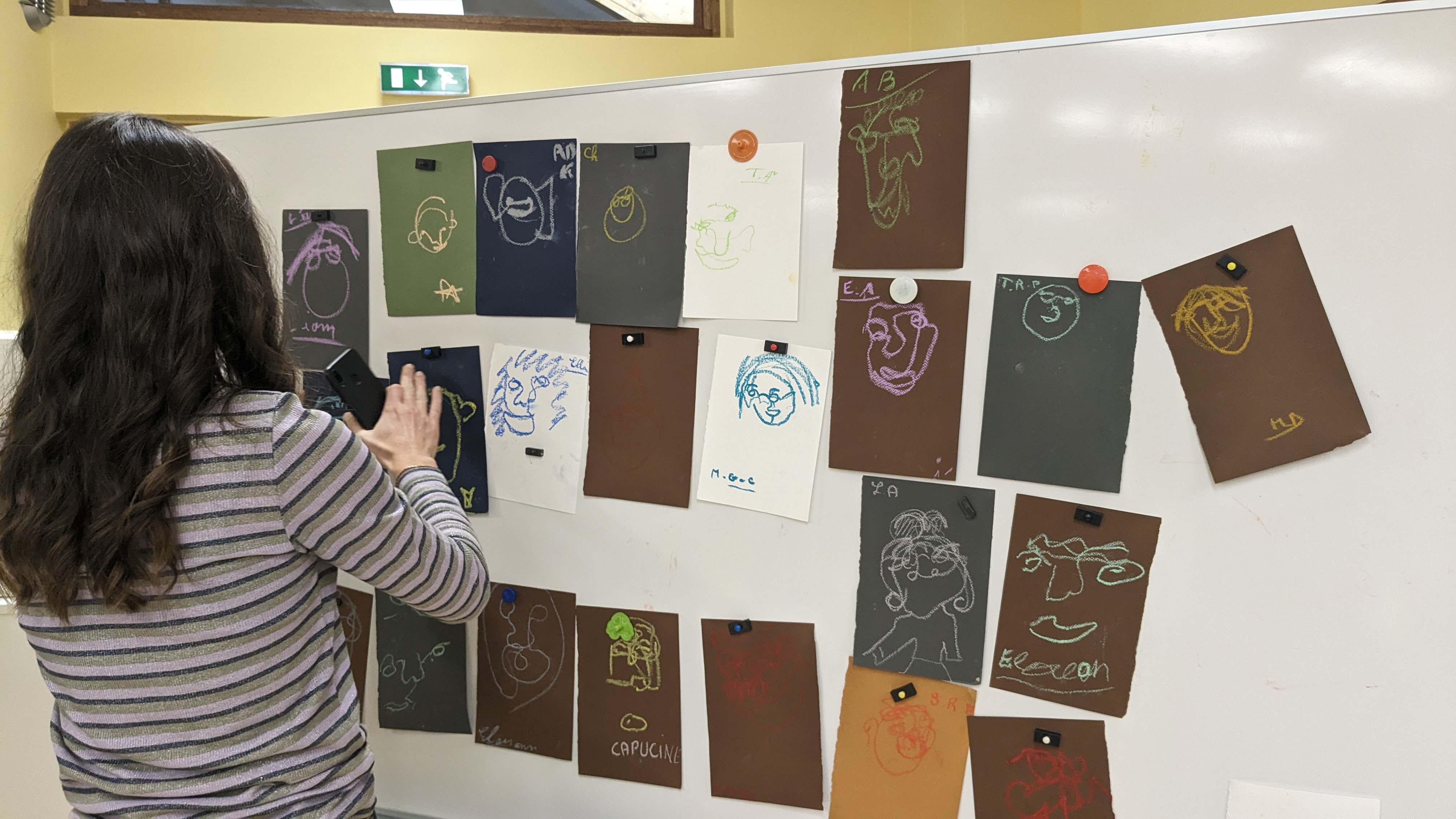 Initiation des élèves des Éterlous à la photographie réalisée par Margaux Meurisse, le 3 décembre 2024 - Marie-Anaïs Lien