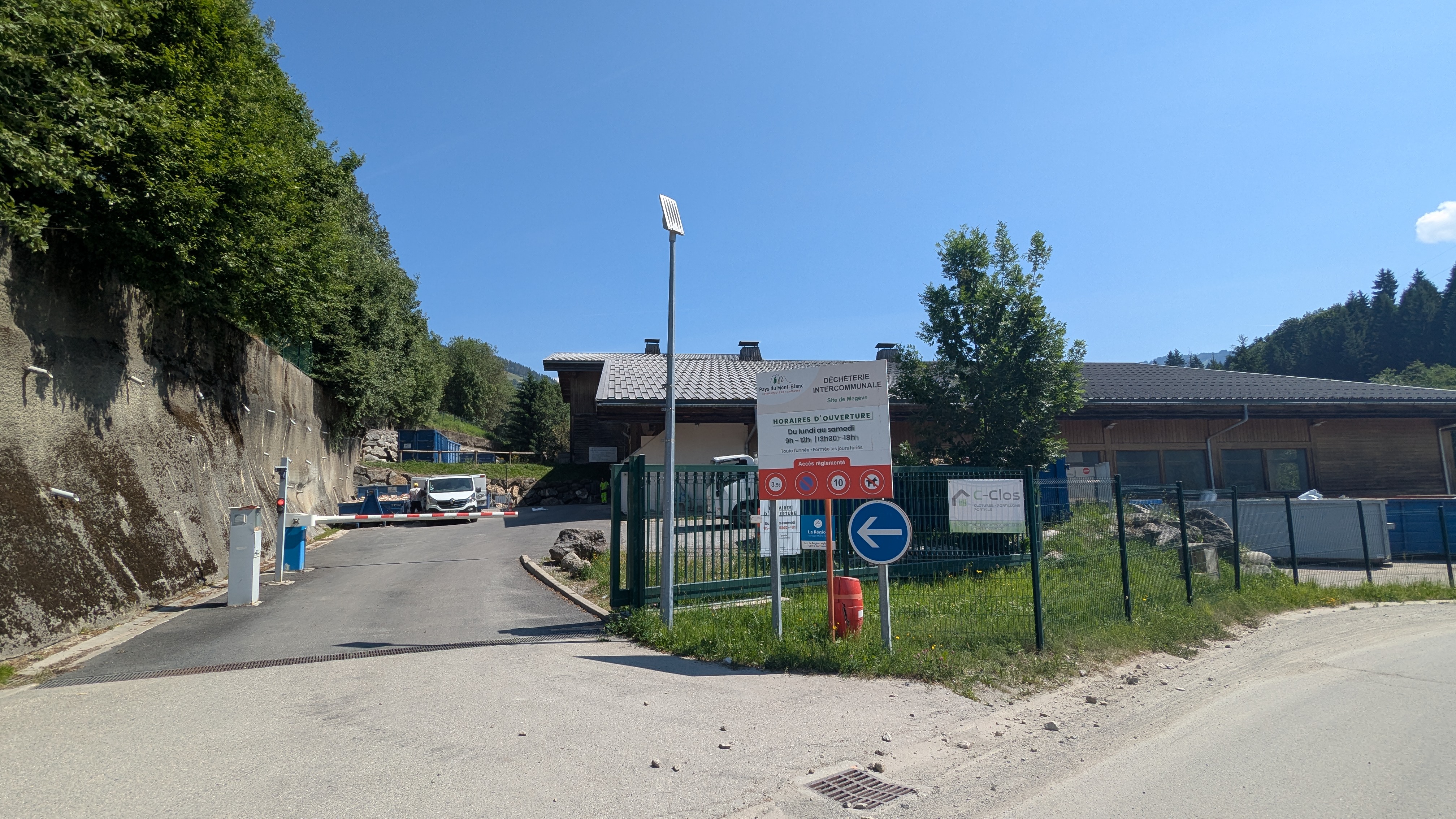 Déchèterie intercommunale de Megève le 19/06/2025 - Marie-Anaïs Lien