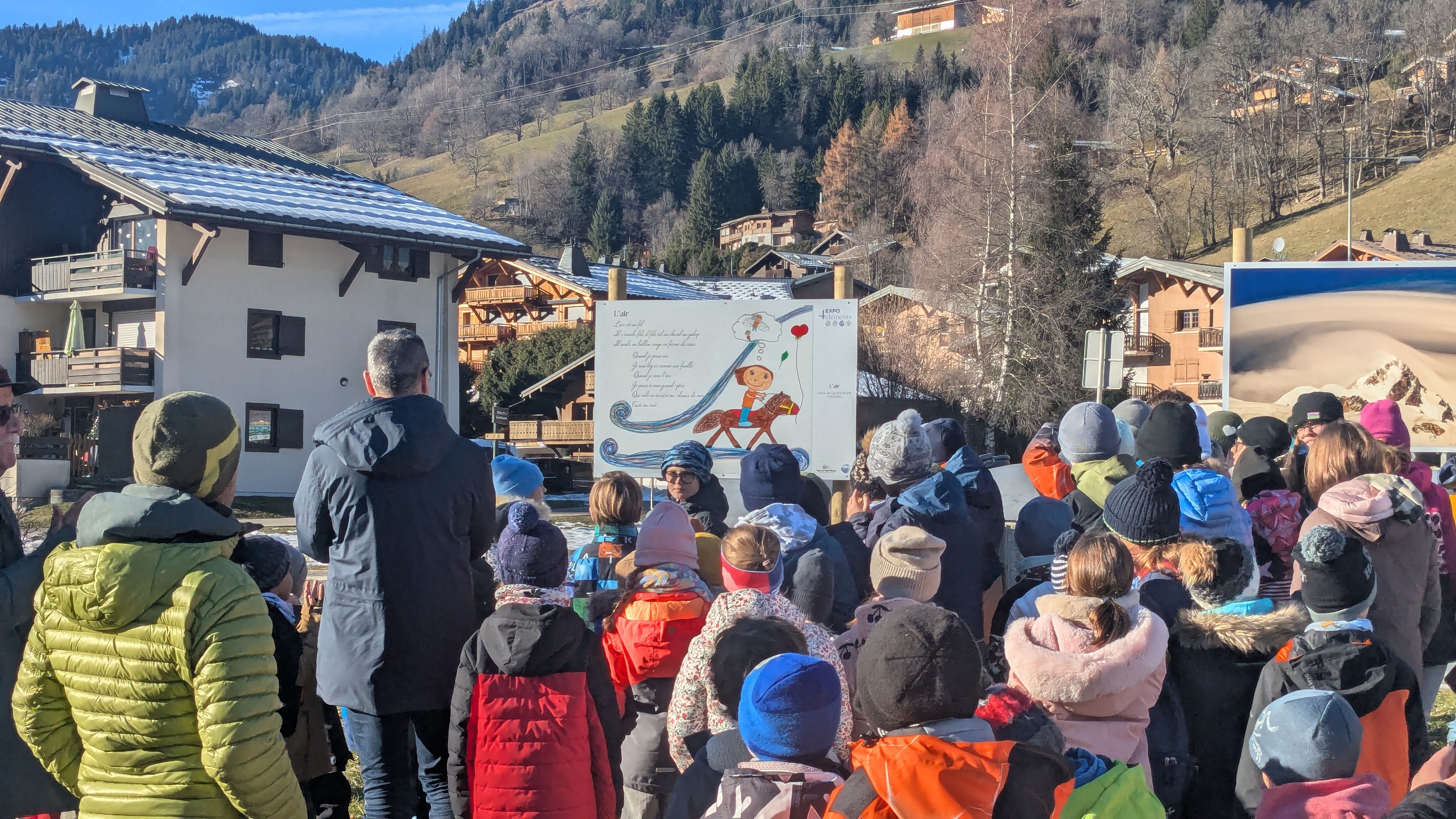 Vernissage de l'exposition "4 éléments" en présence des élèves le 12/12/2025 - Marie-Anaïs Lien