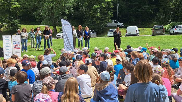 Opération « Une classe, un projet » organisée par la CCPMB au parc thermal du Fayet le 05/06/2026 © CCPMB