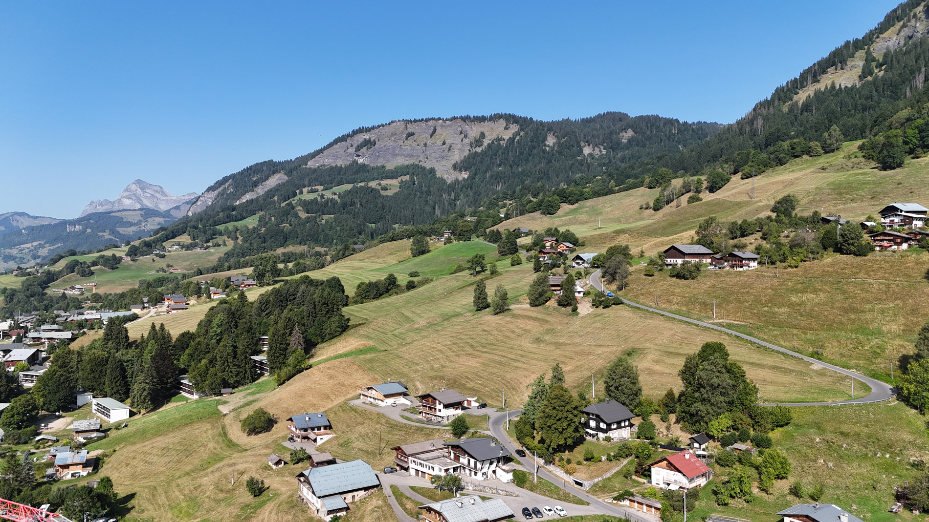 Paysage montagnard 14 aout 2025, à Praz-sur-Arly