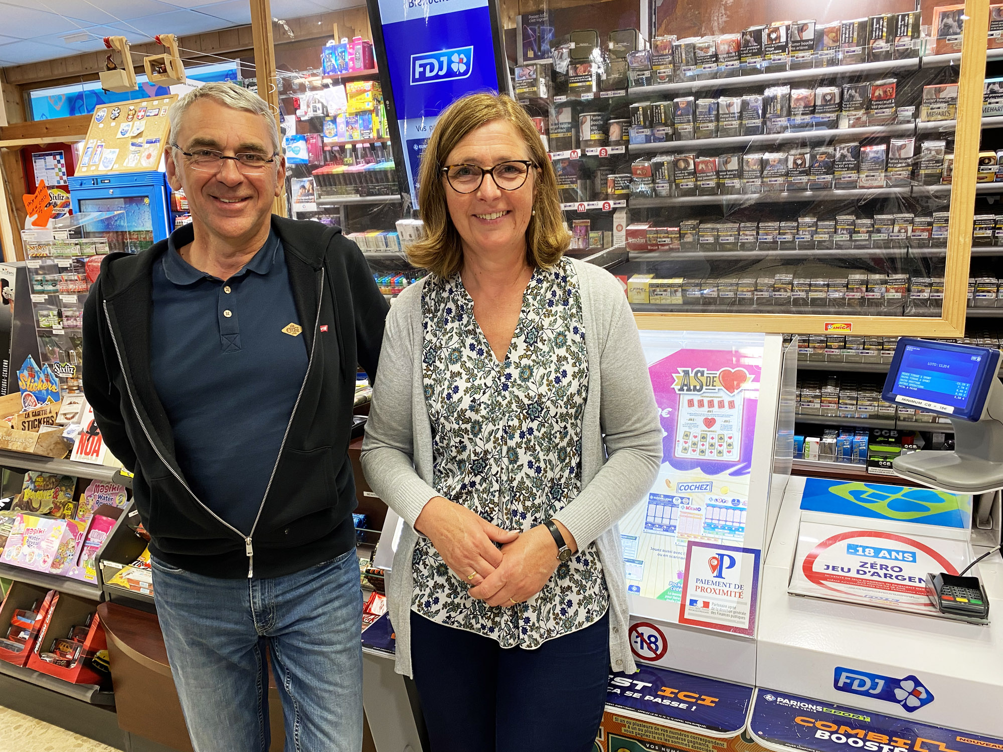 Hervé et Hélène Van Craeynest, gérants de Arly Presse