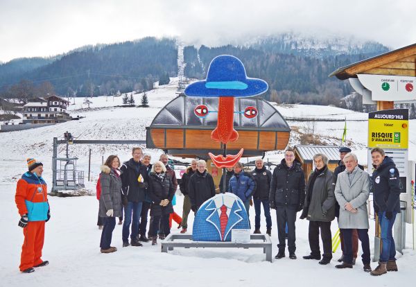 Œuvre de Louis Chabaud implantée sur le front de neige