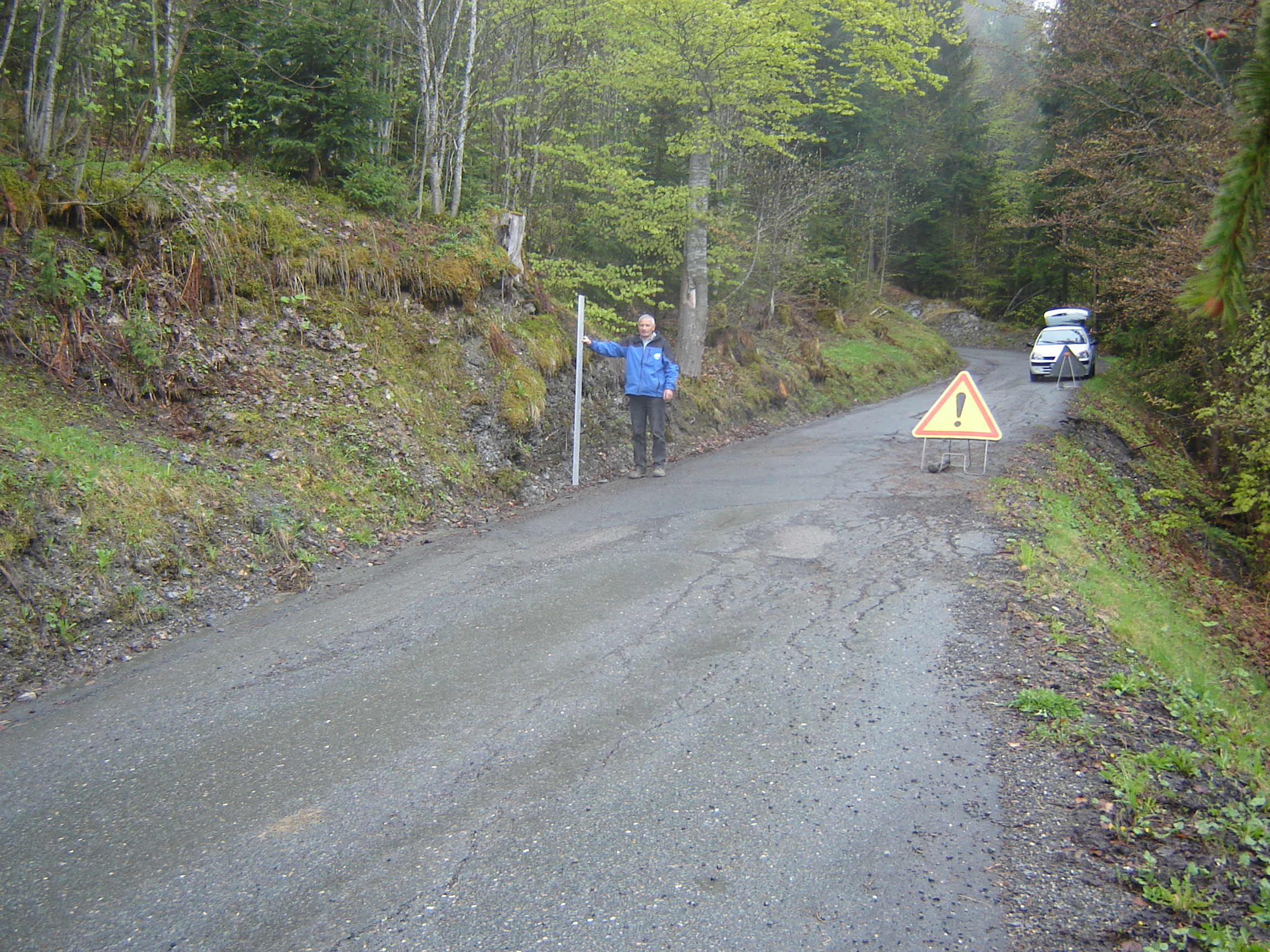 La route des Évettes en mai 2010
