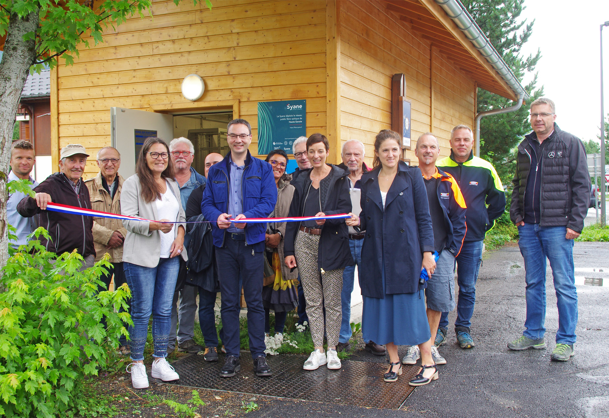 Le local de la fibre inauguré à Praz.