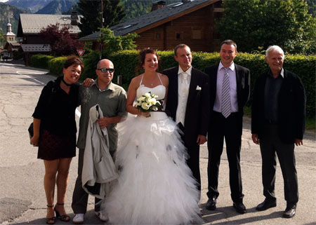 Mariage de Julie Mollard, fille du maire Jean-Louis Mollard, et de Gabriel ... aux Contamines, le 4 juin 2023
