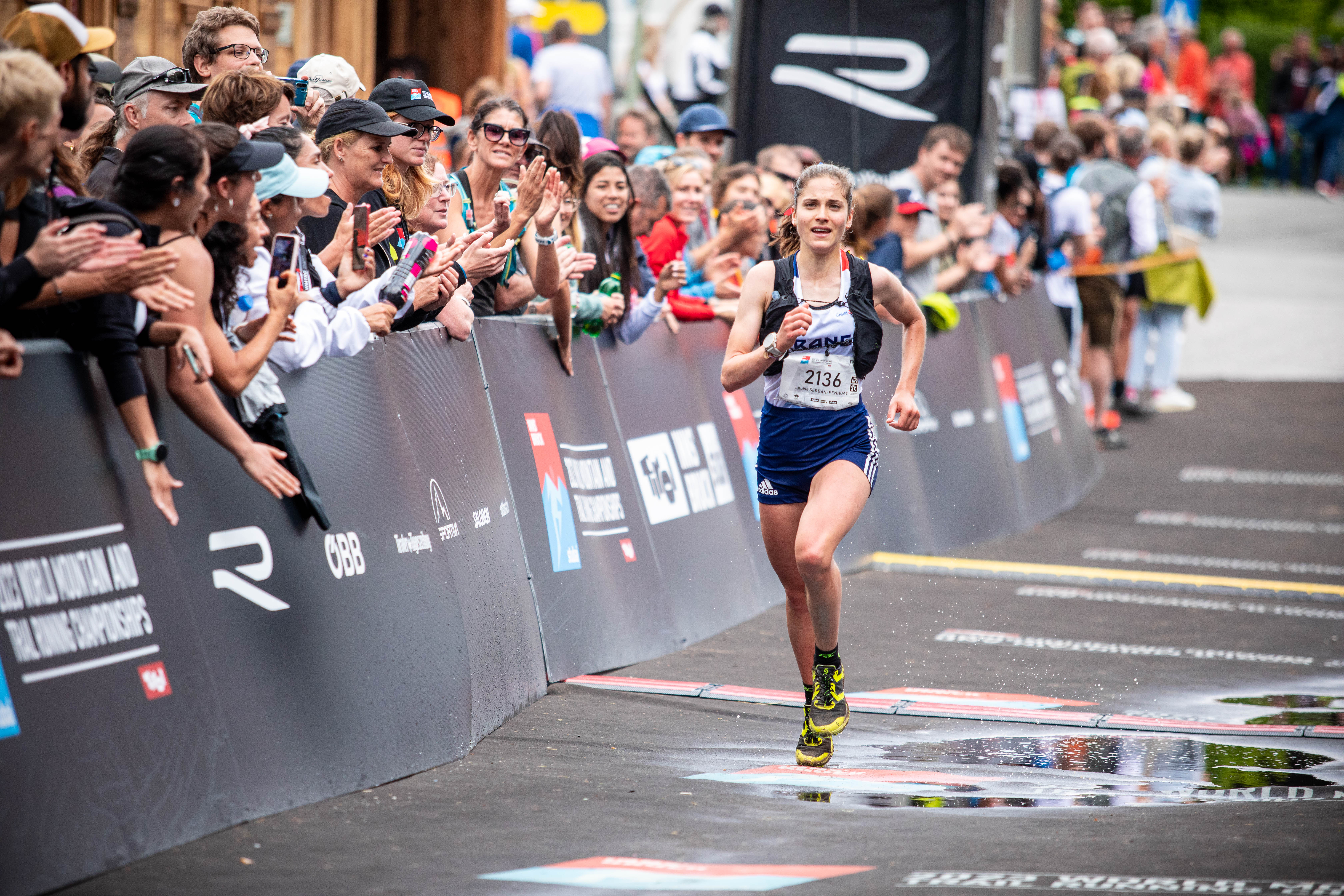 Championnat du monde de trail et de course en montagne organisé à Innsbruck du 6 au 10 juin 2023 : Louise Serban-Penhoat, athlète de la Team SCOTT Running = championne du monde par équipe sur le trail court + 10e place