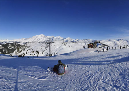 Vue sur le Mont-Blanc depuis Ban rouge, dans l'Espace diamant