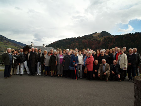 Repas des Anciens au restaurant La Source de Saint-Nicolas-la-Chapelle, le 6 novembre 2011