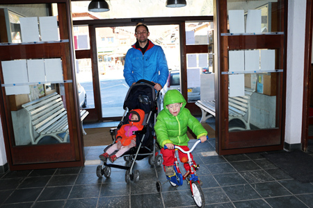 Nouvelles portes automatiques de la mairie