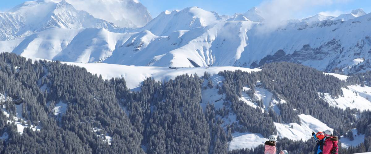 Domaine skiable du Val d’Arly reliant les villages de Praz-sur-Arly, Notre-Dame-de-Bellecombe et Flumet - Urope