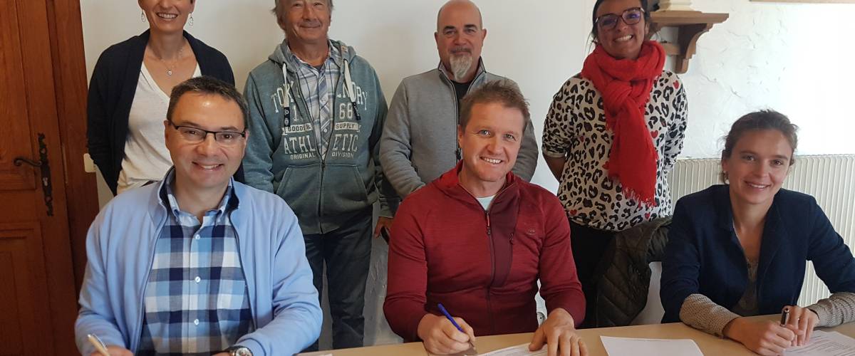 Signature de la convention relative à la DSP du plan d'eau - Marie-Anaïs Lien