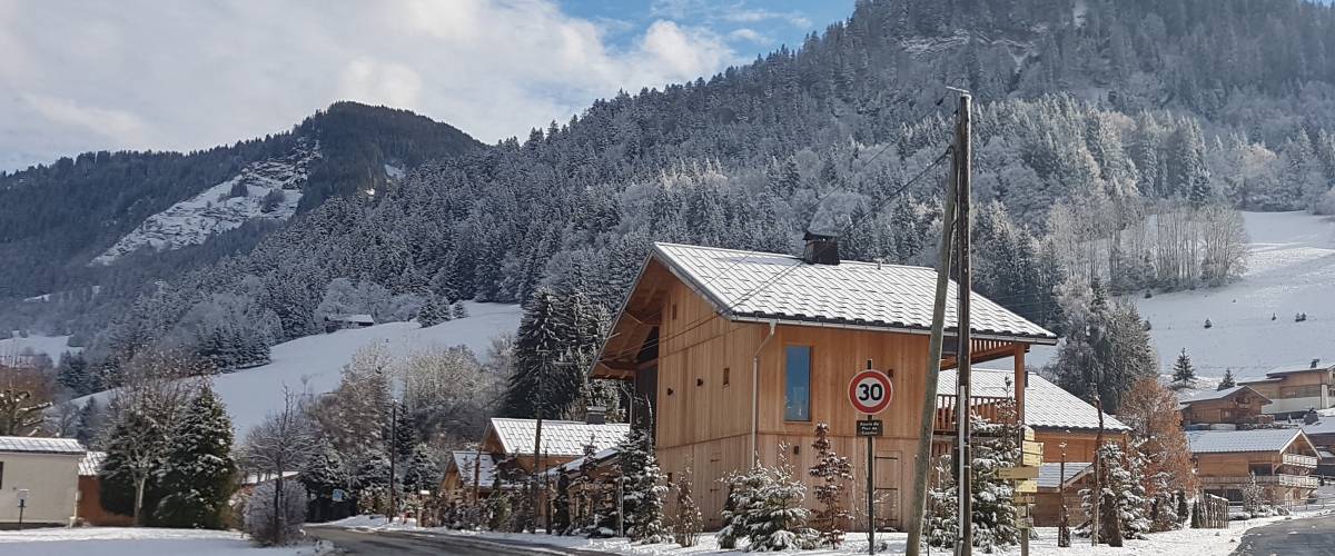 Vue sur la route du Plan de Cassioz en décembre 2022 - Marie-Anaïs Lien