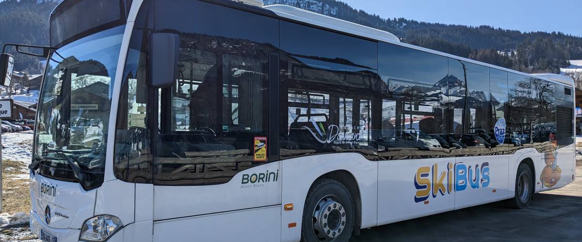 Ski-bus de 2022-2023 et 2023-2024, à Praz-sur-Arly - Marie-Anaïs Lien
