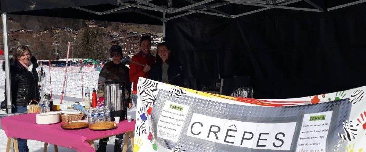 Vente de crêpes organisée par l'APE © APE