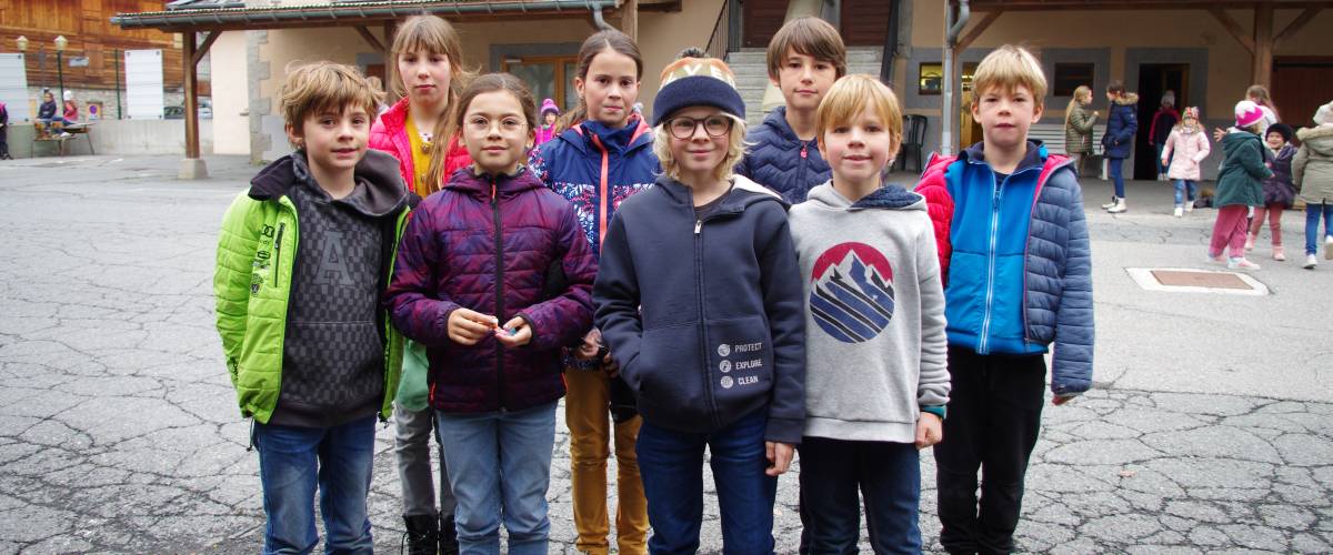 8 élèves des Éterlous ayant participé au cross départemental le 19 novembre 2022 - Sylvie Bessy