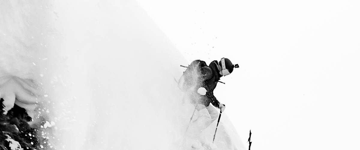 Léa Bouard en ski dans le film Human Extreme