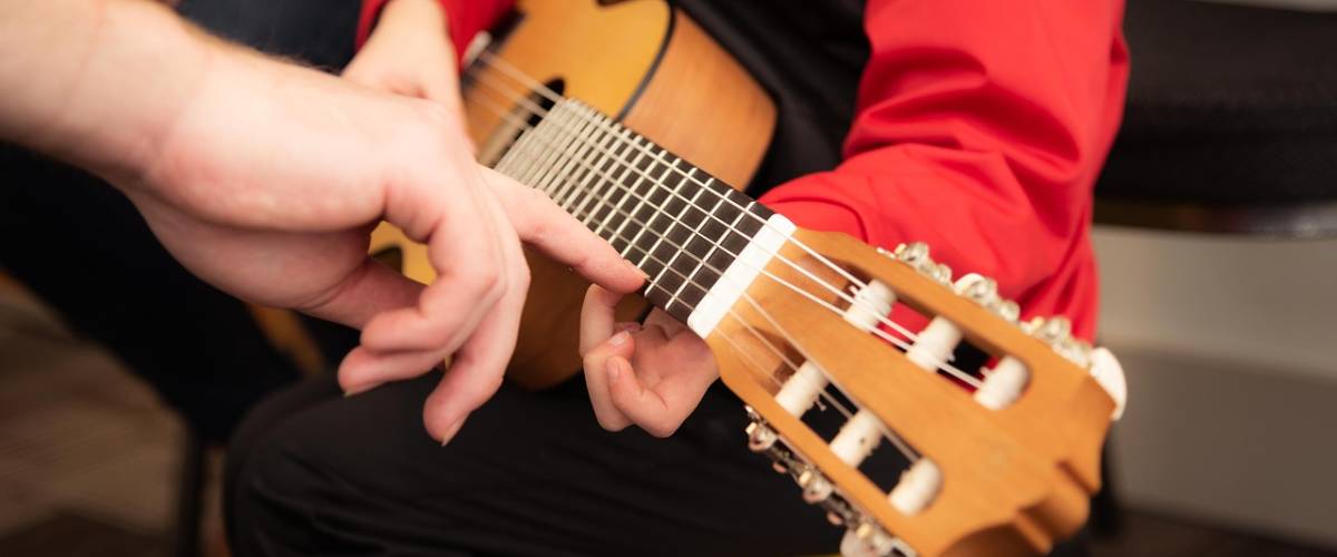 Cours de musique : guitare - Vlad Vasnetsov/Pixabay