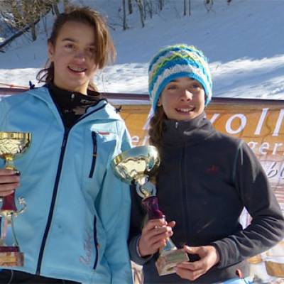 Romane Toulouse et Noa Duvillard, 9e et 19e au slalom des Championnats de France benjamins, le 12 mars 2012