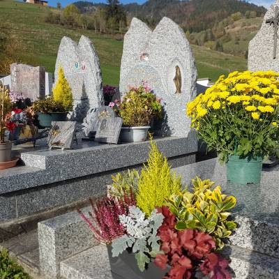 Cimetière de Praz-sur-Arly avant la Toussaint, le 28 octobre 2022 - Marie-Anaïs Lien