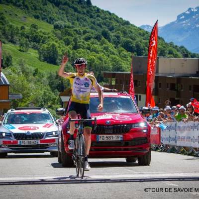 Arrivée de la course cycliste