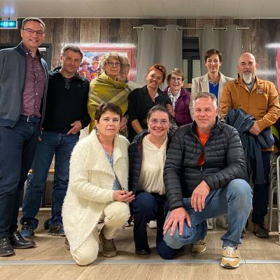 Les participants à l'assemblée générale 2022 du Comité des Fêtes de Praz sur Arly