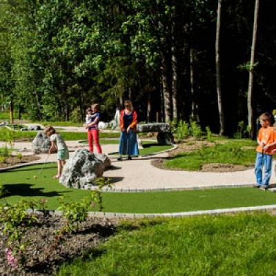 Minigolf communal, à caractère paysager et singulier