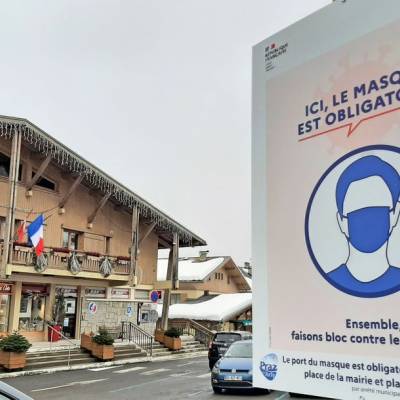 Port du masque obligatoire dans le centre du village