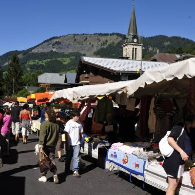 Marché diurne du mercredi à Praz - Gaël Joncour