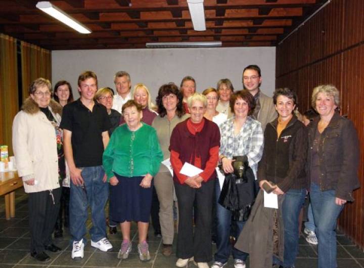 Remise des prix aux lauréats du Concours des maisons fleuries de 2009 - Anthony Chambet ou Sylvie Bessy