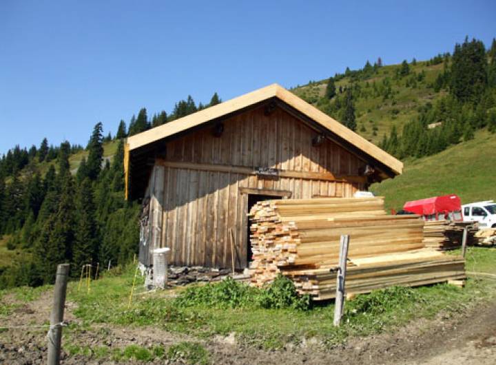 Travaux de restauration de l'alpage du Plan de l'Aar et construction d'un réseau d'assainissement