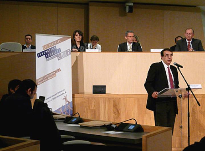 Trophée de l'innovation pour le territoire, organisé par le Conseil régional, dont la remise des prix  a eu lieu le 26 novembre 2012 - Bernard Demonchy et Marie-Luce Frescurat