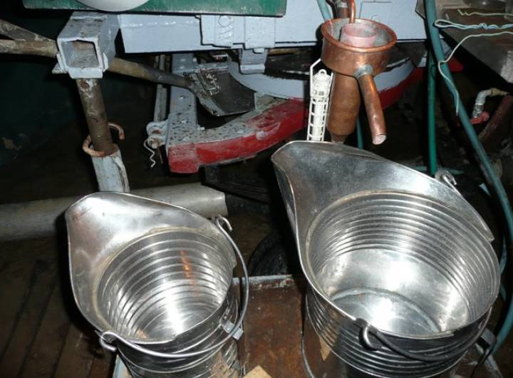 Le bouilleur de cru, Jean-Paul Mugnier, à Praz, le 26 décembre 2012 - David Morineau