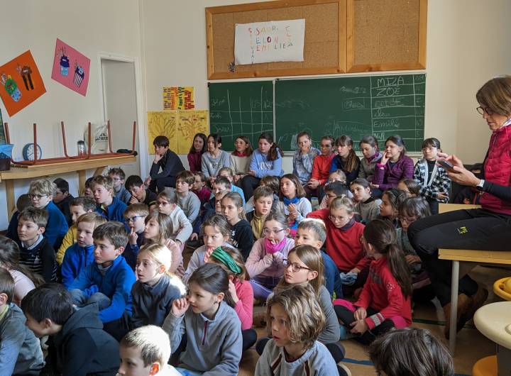 Présentation du concours CUBE.Ecoles à l'école des Éterlous, le 13 mars 2023
