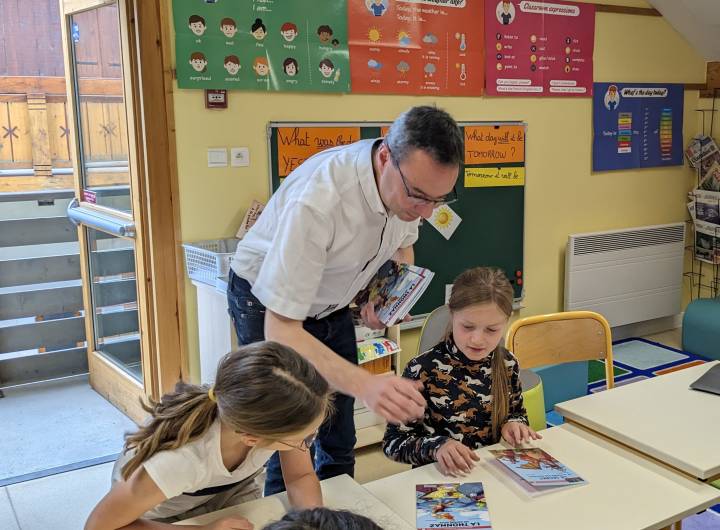 Présentation du tome 3 de la BD Les aventures de Quentin et Louis à l'école primaire des Éterlous, le 30 juin 2023 - Marie-Anaïs Lien