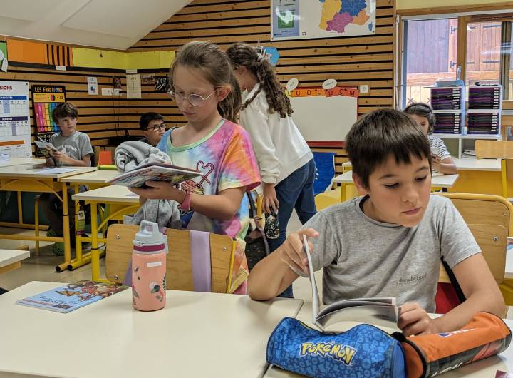 Présentation du tome 3 de la BD Les aventures de Quentin et Louis à l'école primaire des Éterlous, le 30 juin 2023 - Marie-Anaïs Lien