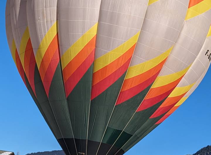 33e Montgolfiades, les 13 et 14 janvier 2024 - Pilote de ballon radiocommandé